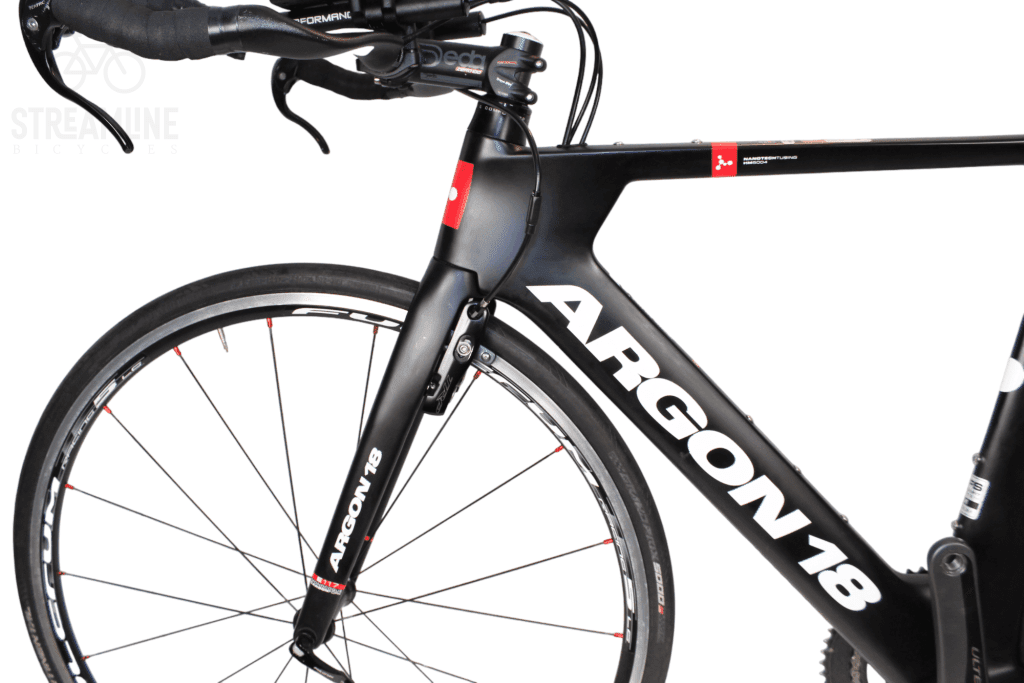 Argon 18 E117 - Carbon Aero Time Trial Triathlon Bike - Grade: Excelle
