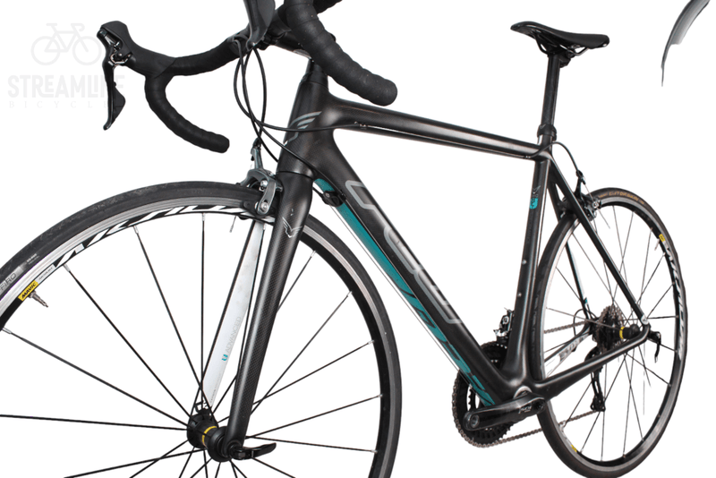 Felt F4 - Carbon Road Bike - Grade: Excellent Bike Pre-Owned 