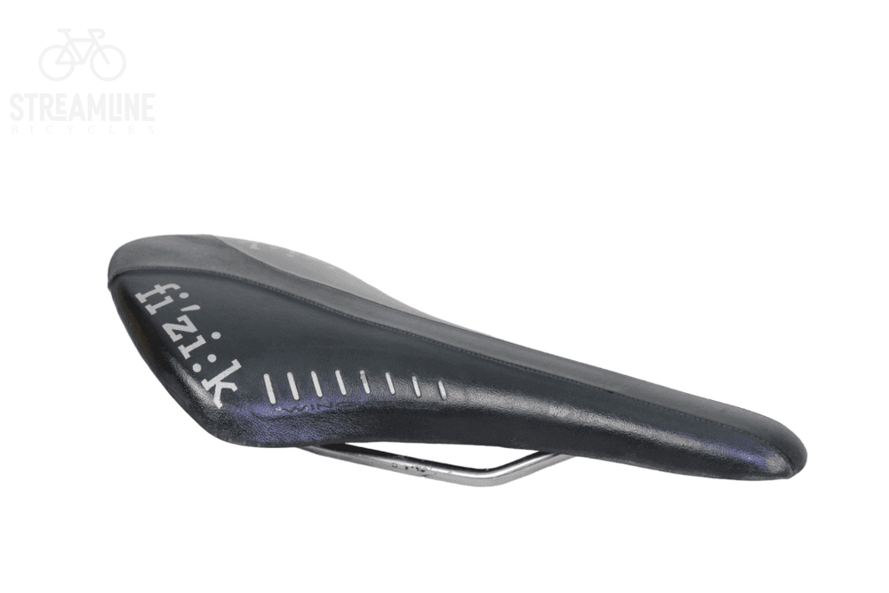 Fizik Wing Flex Saddle Grade Excellent
