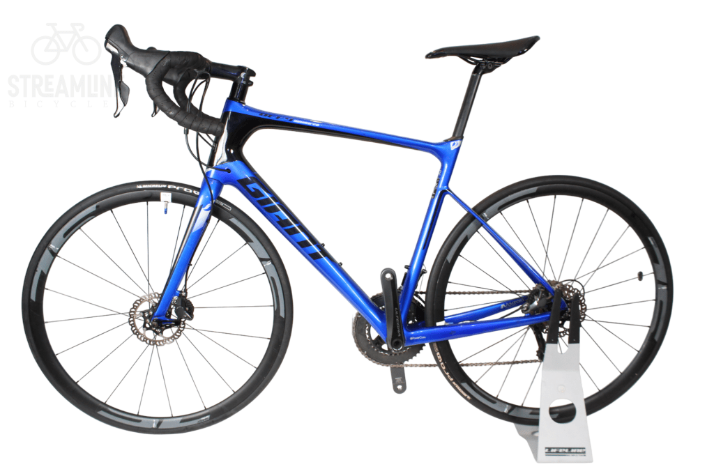 Giant Defy Advanced Pro 2 Disc Carbon Road Bike Grade Good