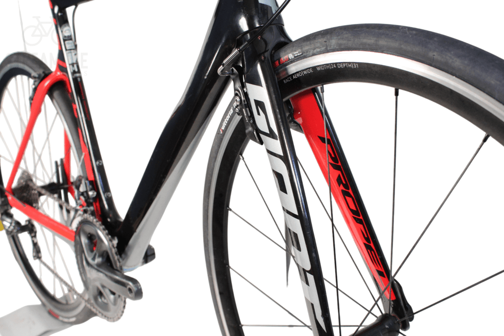 Giant Propel SL 2 - Carbon Road Bike - Grade: Good Giant Propel SL 2 - Carbon Road Bike - Grade: Good