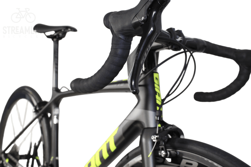 Giant TCR Advanced Pro 2 Carbon Road Bike Grade Excellent