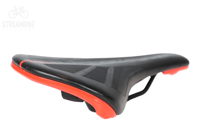 Selle VTT SYNCHRO XM 2.5 - Équipements vélos Selle VTT SYNCHRO XM 2.5 - Équipements vélos