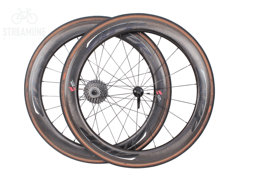 ZIPP 404　ファイアークレスト zipp-404-fire-crest-clincher-